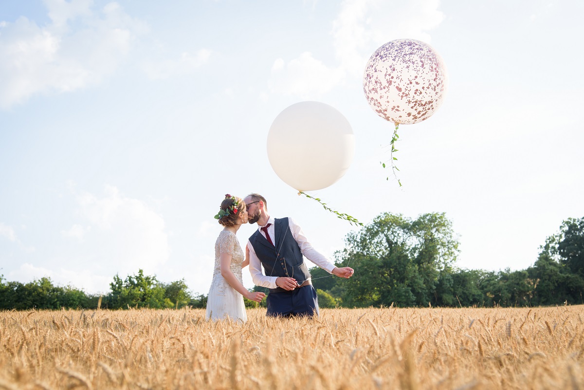 Warwickshire Wedding Photographer Chris Fossey based in Stratford upon Avon Midlands serving Warwickshire Oxfordshire Gloucestershire Worcestershire Birmingham Coventry and UK