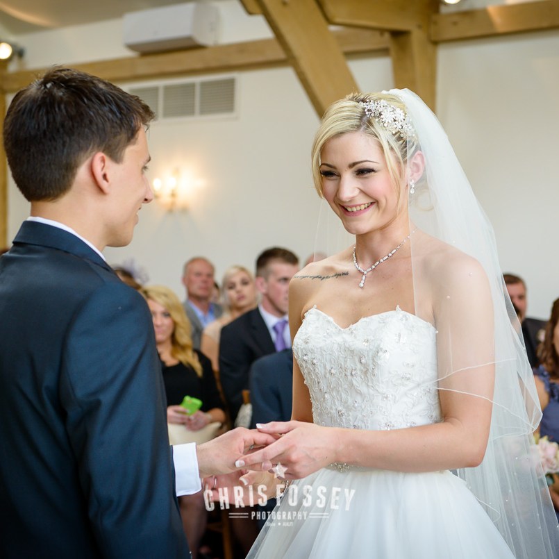 Mythe Barn Sheepy Magna Wedding Photographer Chris Fossey Photography