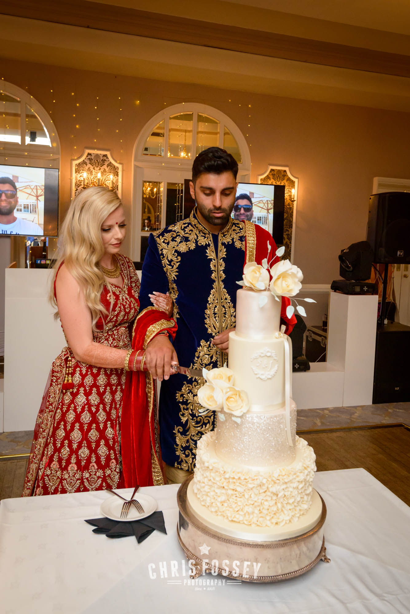 Joyce Sukhpal Wedding Photography Warwick Old Shire Hall Moor Hall Sutton Coldfield