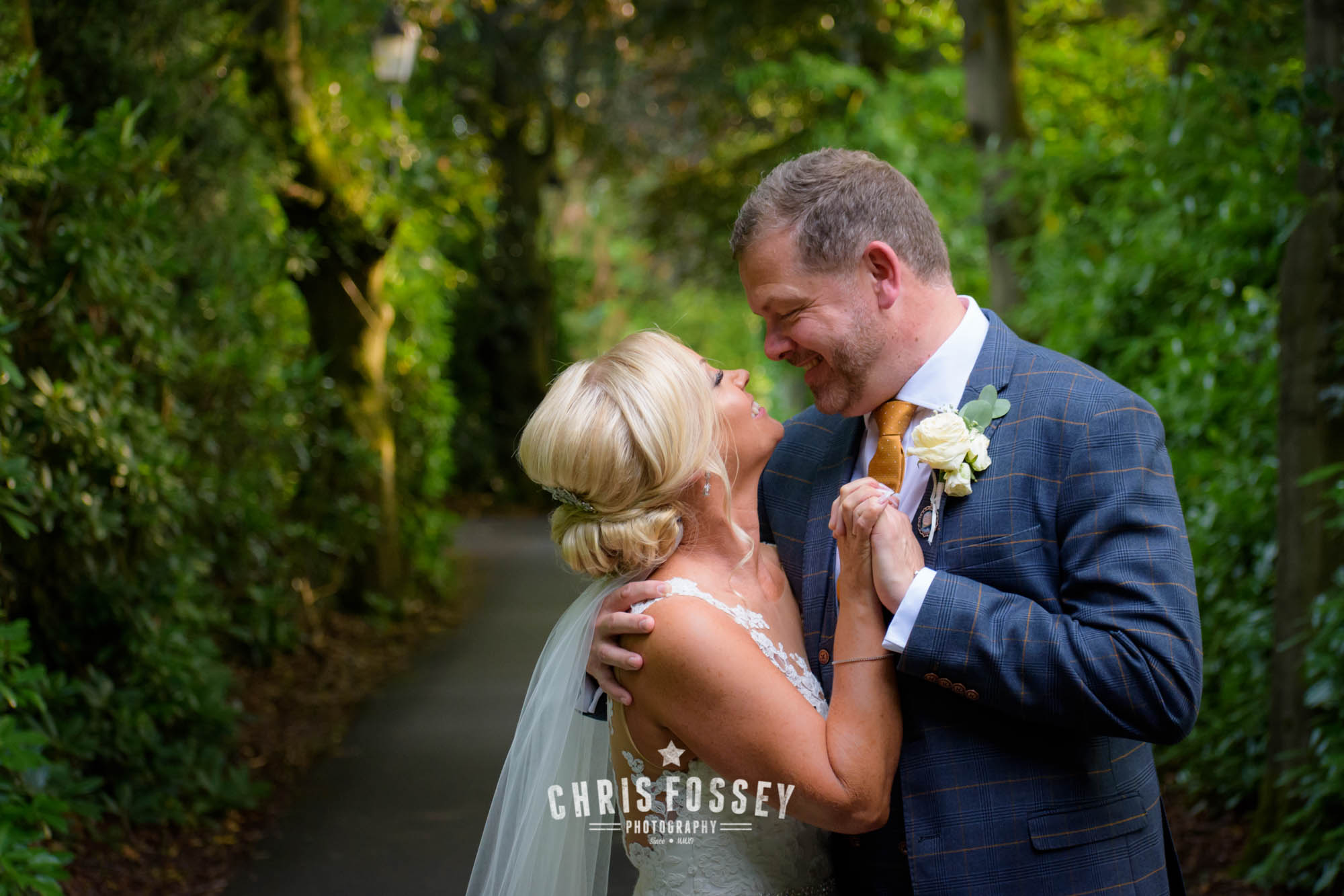 Nuthurst Grange Warwickshire Wedding Photography Andrew Johanna