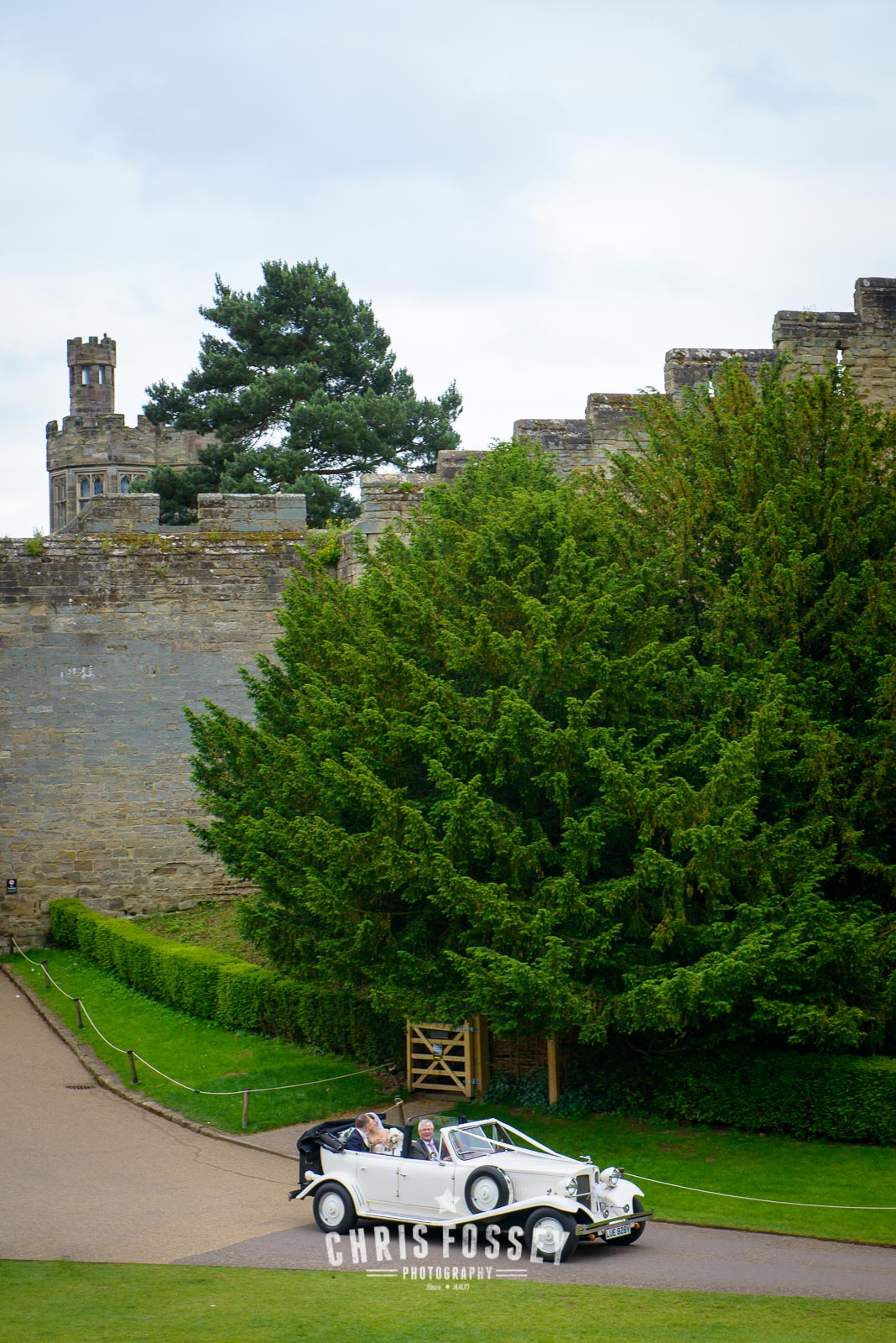 Warwick Castle Wedding Photography Warwickshire Wedding Photos by Chris Fossey Photography