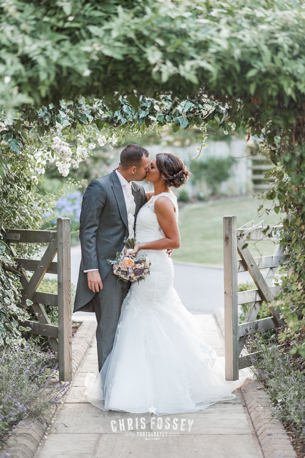 Wedding Photography Mythe Barn Pinwall Lane Atherstone Warwickshire by Chris Fossey Photography Photographer