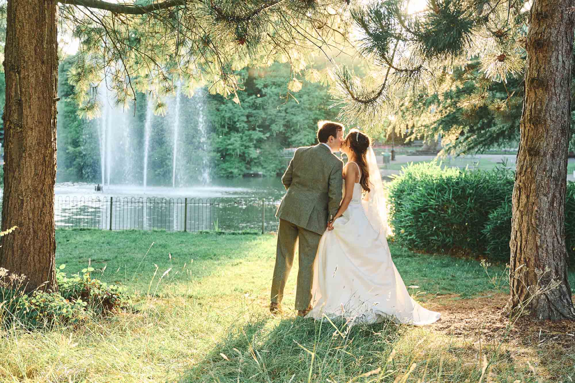 Best Wedding Photographer Jephson Gardens Leamington Spa Chris Fossey Photography