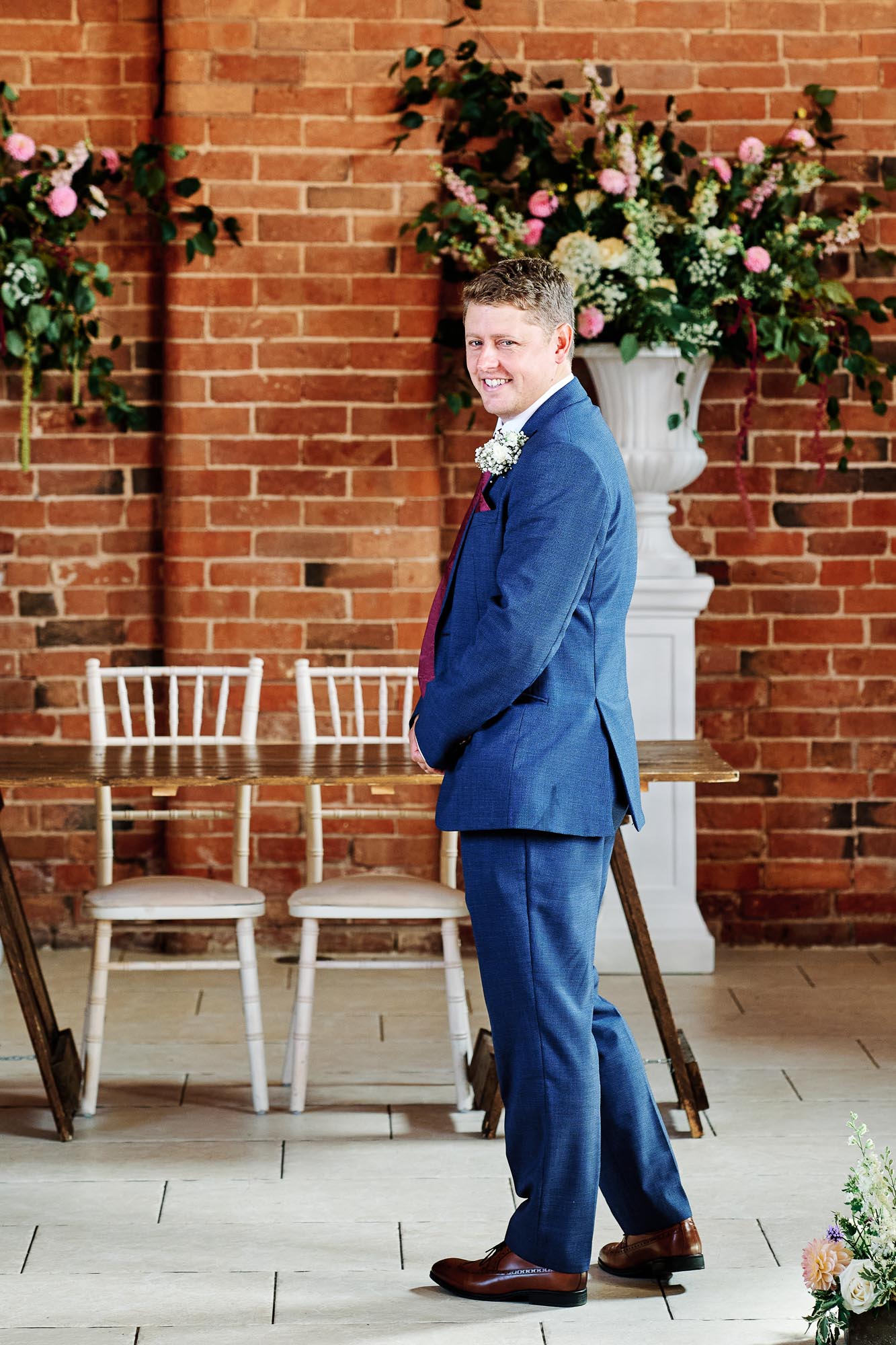 Best Recommended Wedding Photographer Stratford Park Hotel & Golf Club Warwickshire Chris Fossey Photography JK