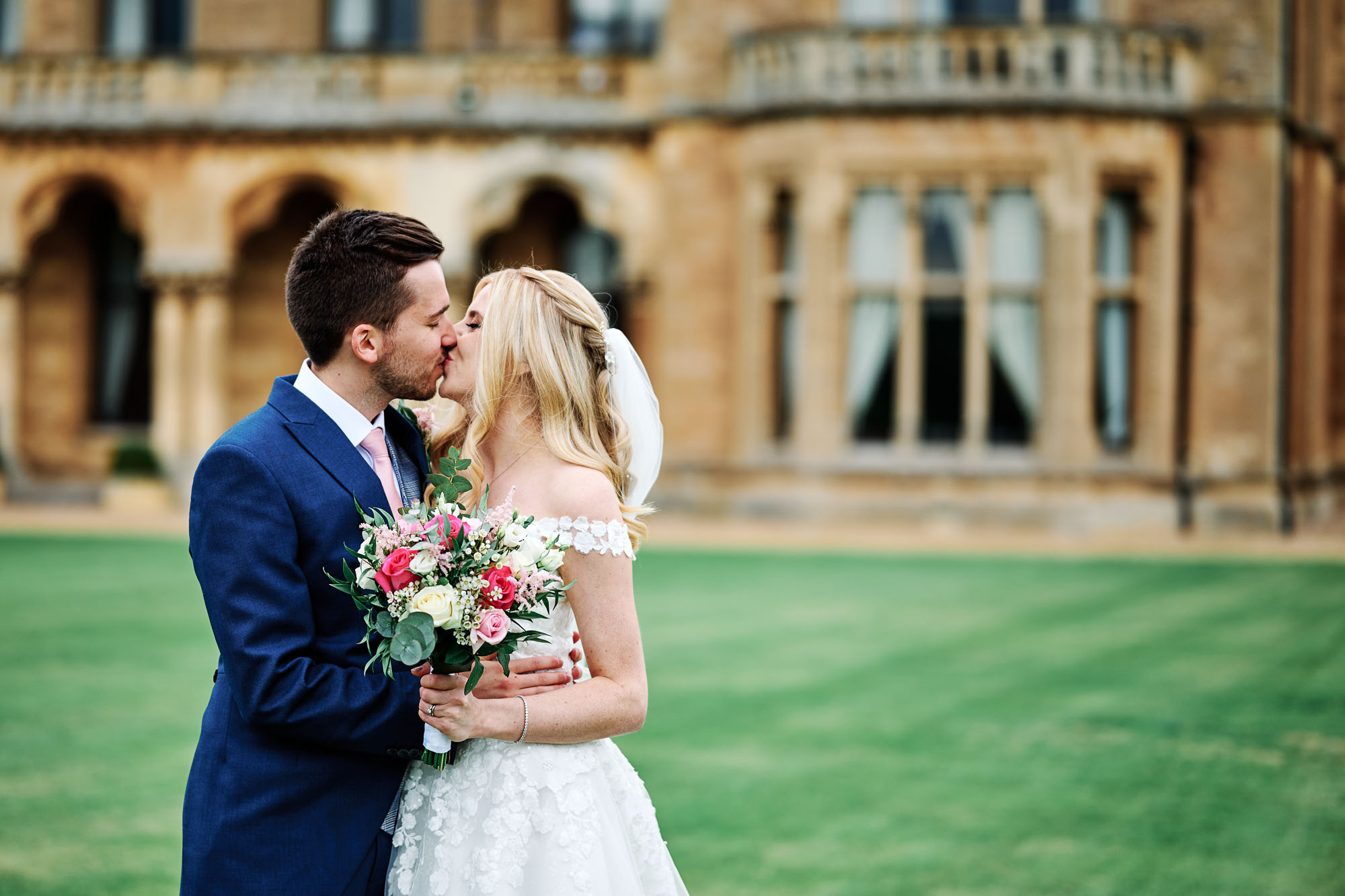 Best Recommended Wedding Photographer Walton Hall Stratford-upon-Avon Chris Fossey Photography WS