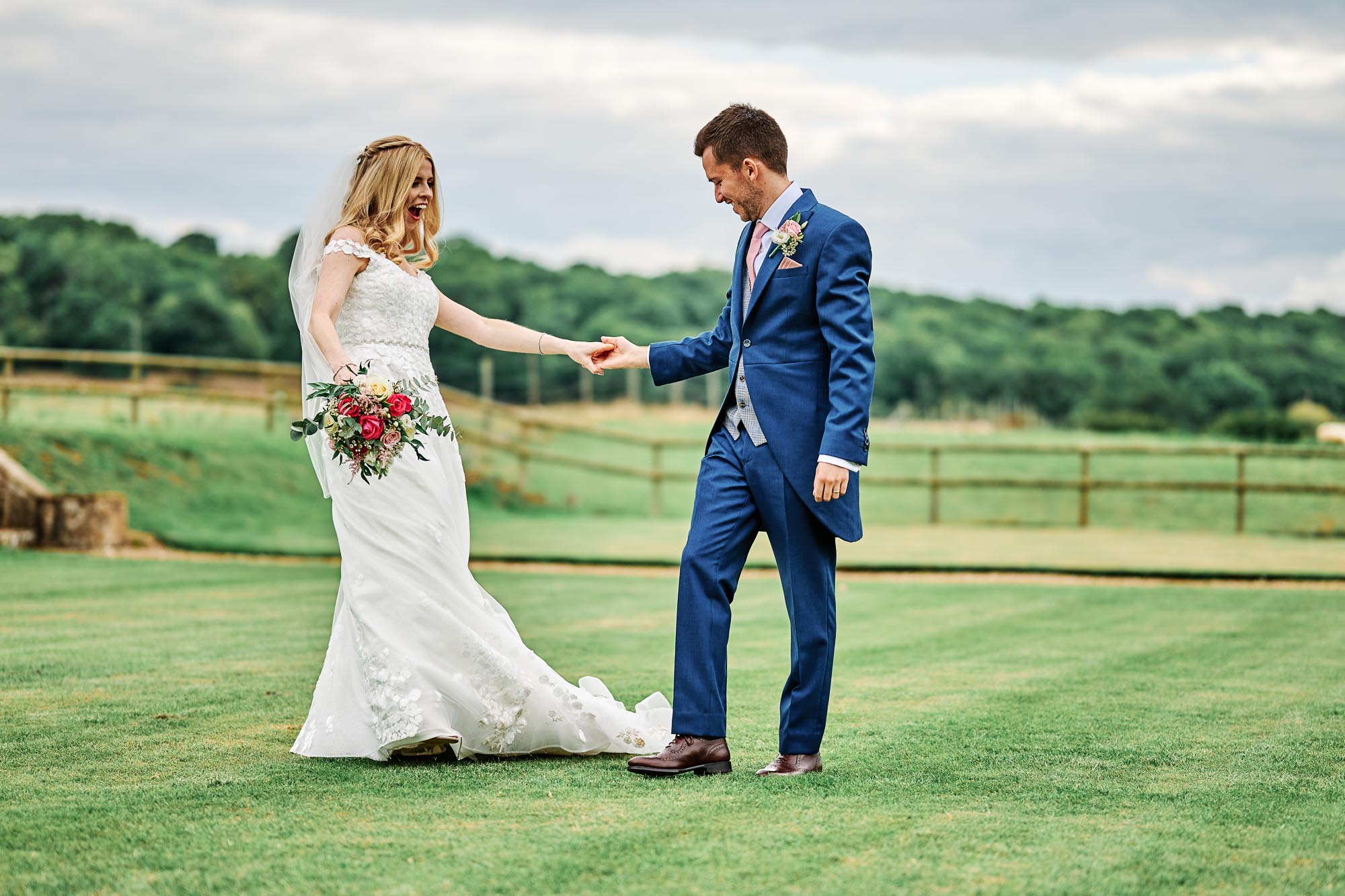 Best Recommended Wedding Photographer Walton Hall Stratford-upon-Avon Chris Fossey Photography WS