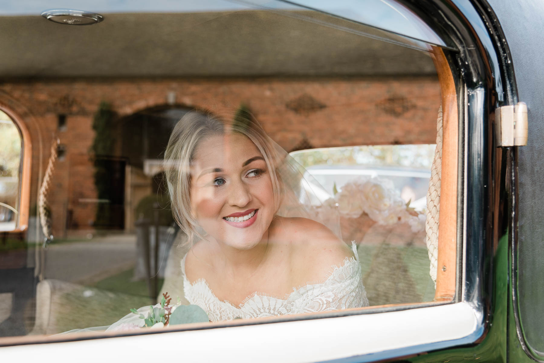 Cripps Shustoke Barn North Warwickshire Wedding Photographer