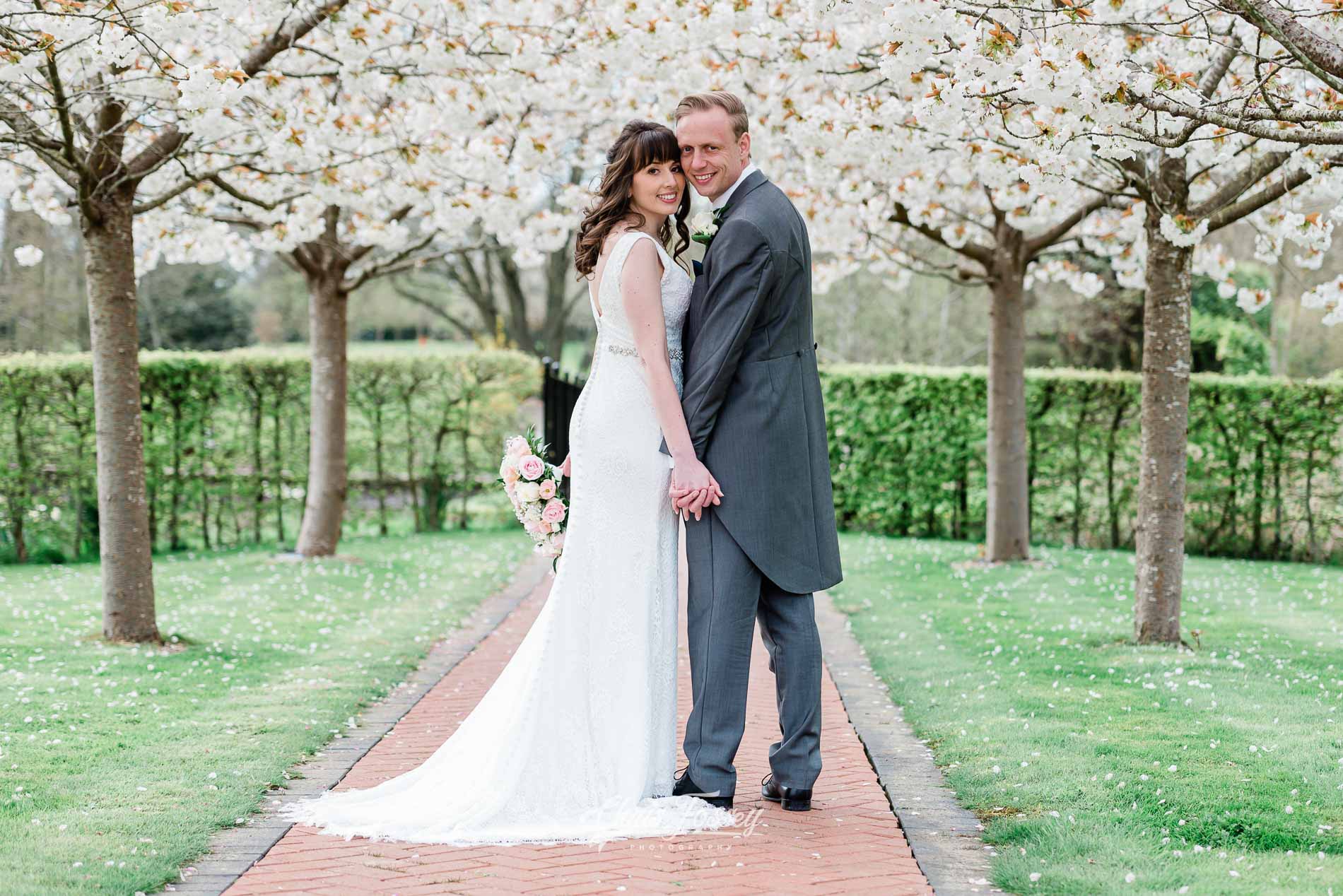 Ardencote Manor Hotel Warwickshire Beautiful Spring Wedding Photography – Steph &&nbsp;Steve