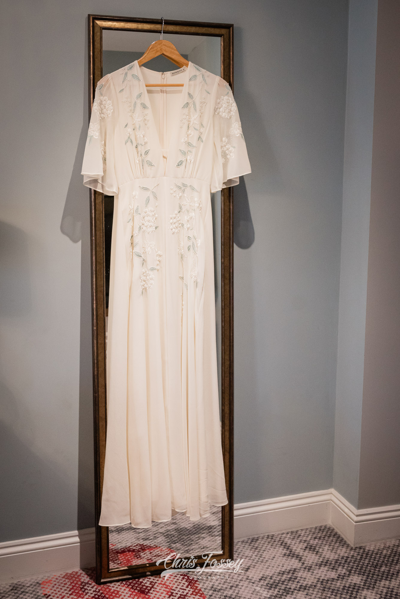 Henley Room Hotel Indigo Wedding Photographer Stratford-upon-Avon LA