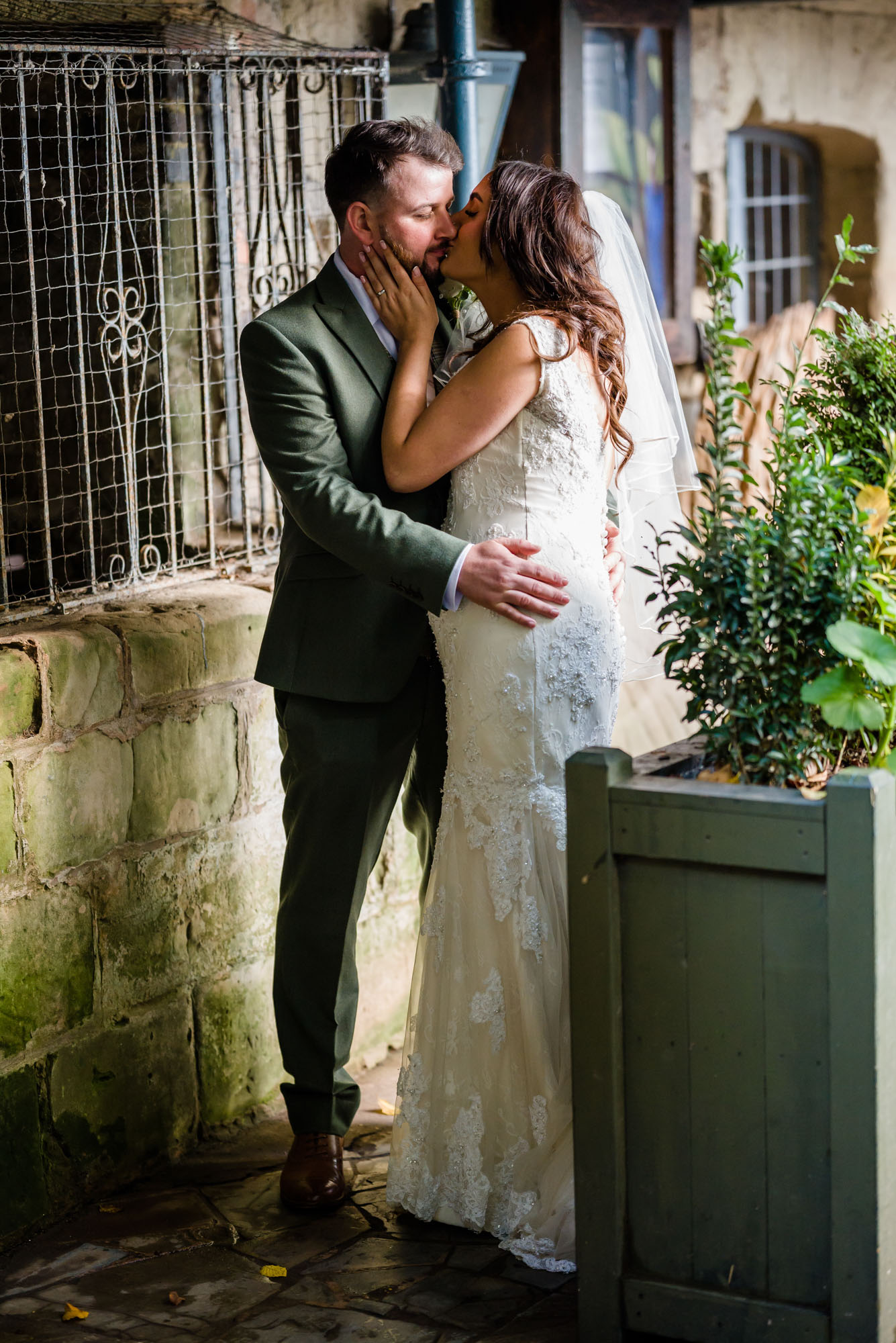 Saxon Mill Wedding Photography Warwick Cheylesmore Manor Coventry Photographer KP