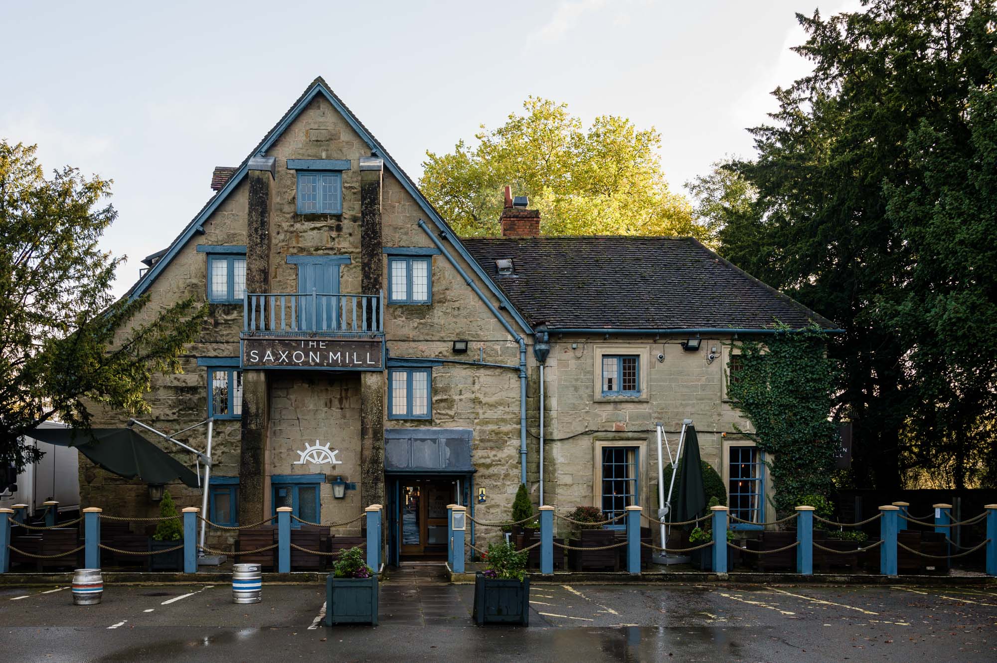 Saxon Mill Wedding Photography Warwick Cheylesmore Manor Coventry Photographer KP