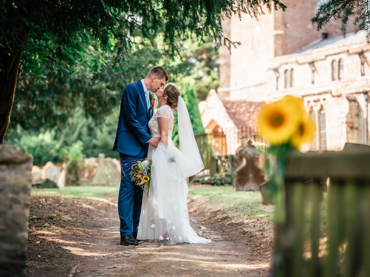 A Relaxed Marquee Wedding in the heart of rural Warwickshire – Anna &&nbsp;Jon
