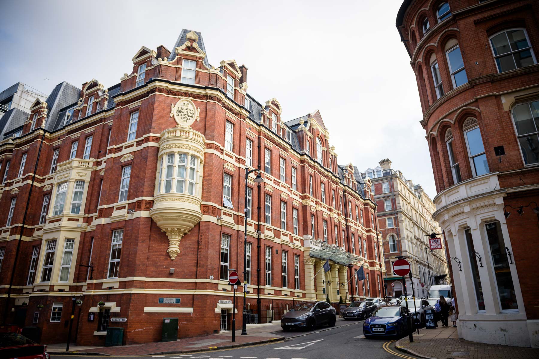 Birmingham Hotel du Vin Weddiing Photographer LM