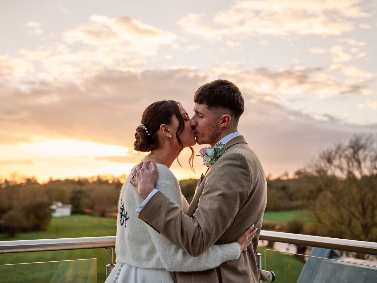 A gorgeous Spring Wedding at The Henley Room & Stratford Riverside&nbsp;Venue