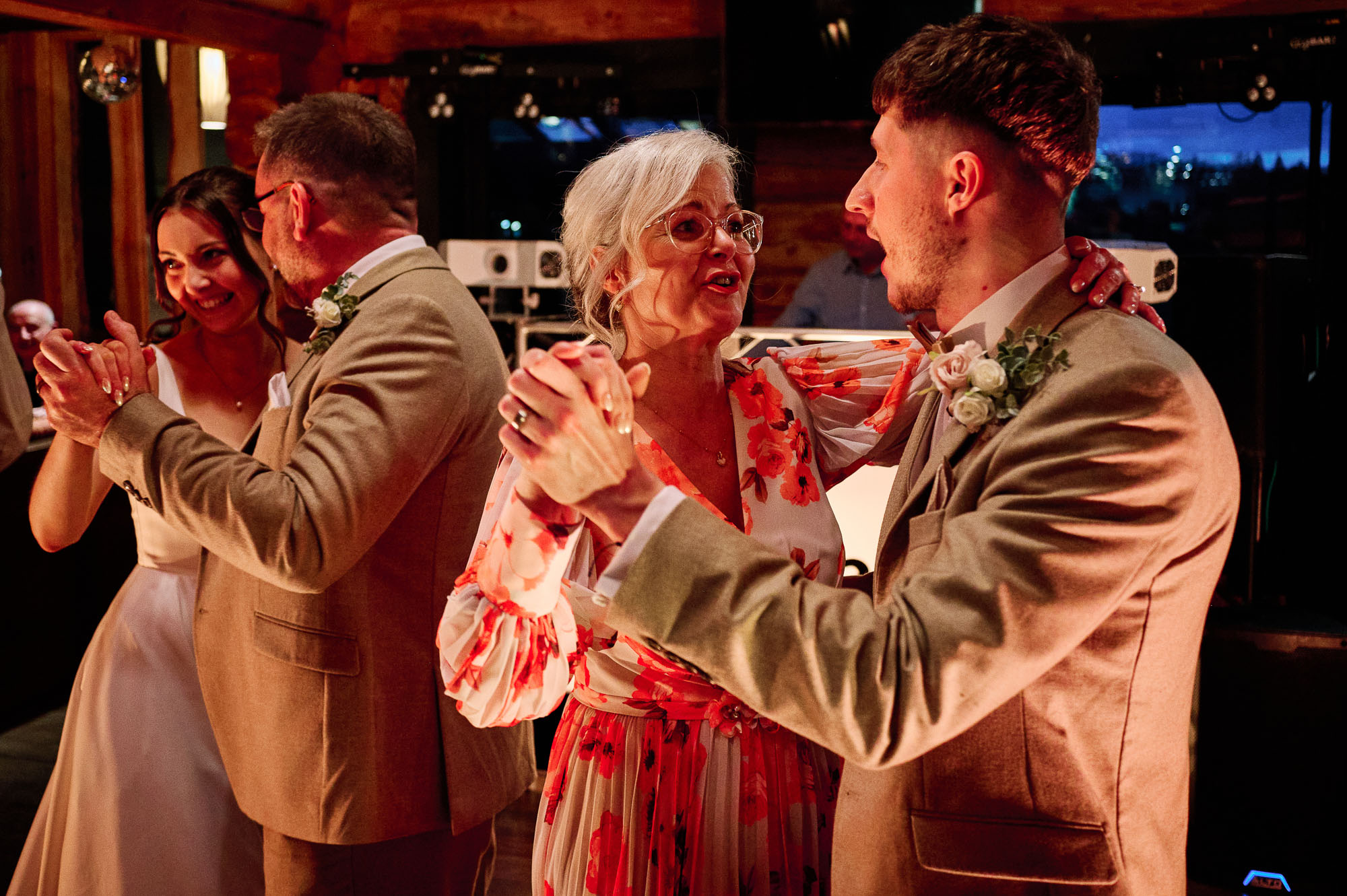 Stratford Riverside Venue Wedding Photography Warwickshire